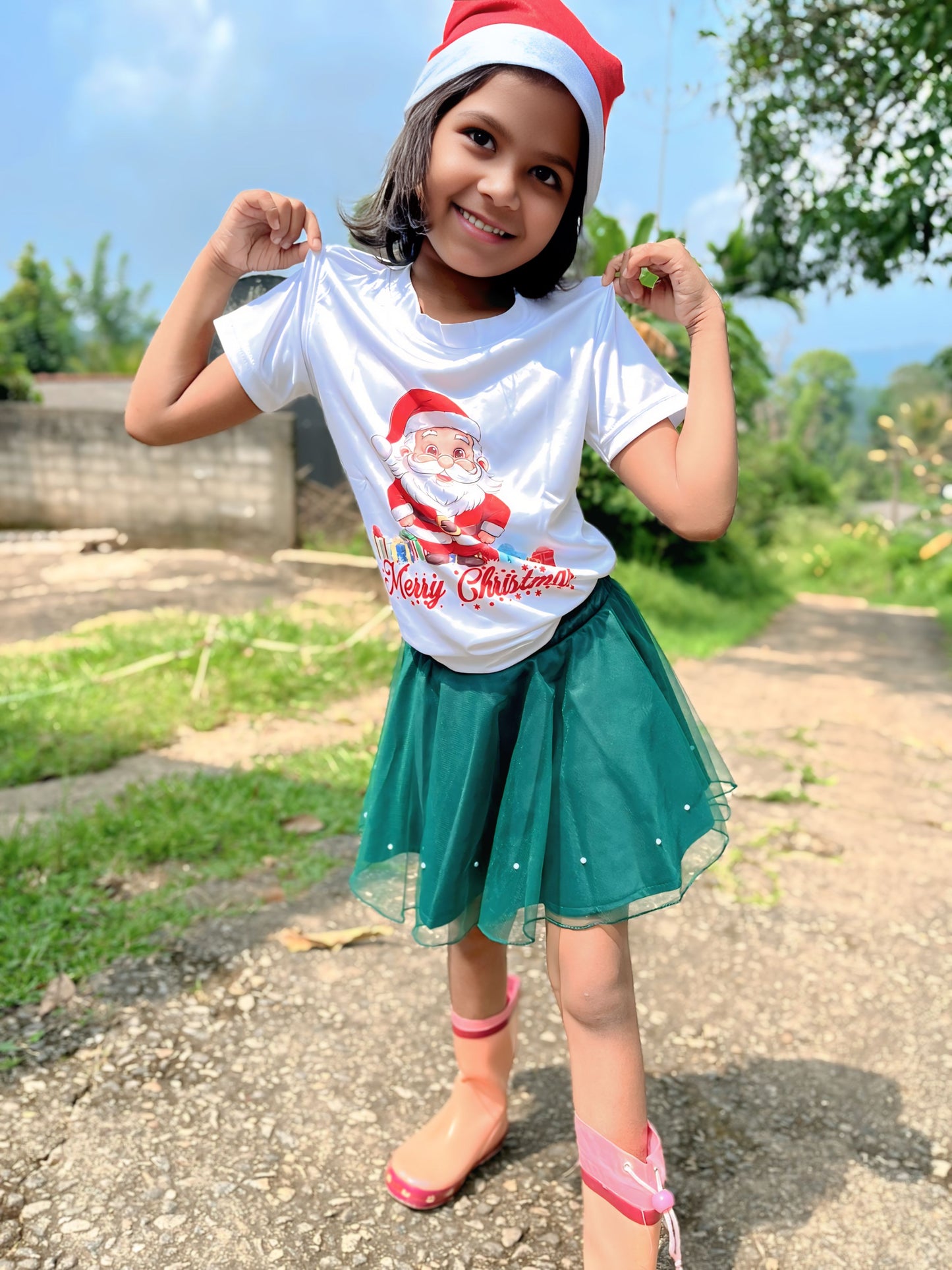 Christmas T-shirt + Free Hat