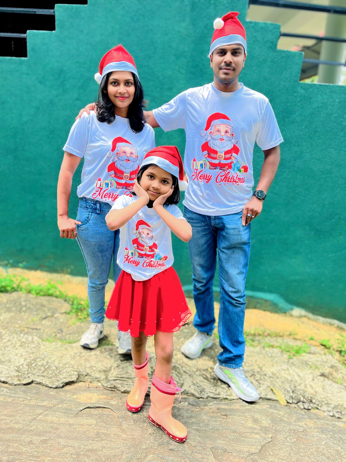 Christmas T-shirt + Free Hat